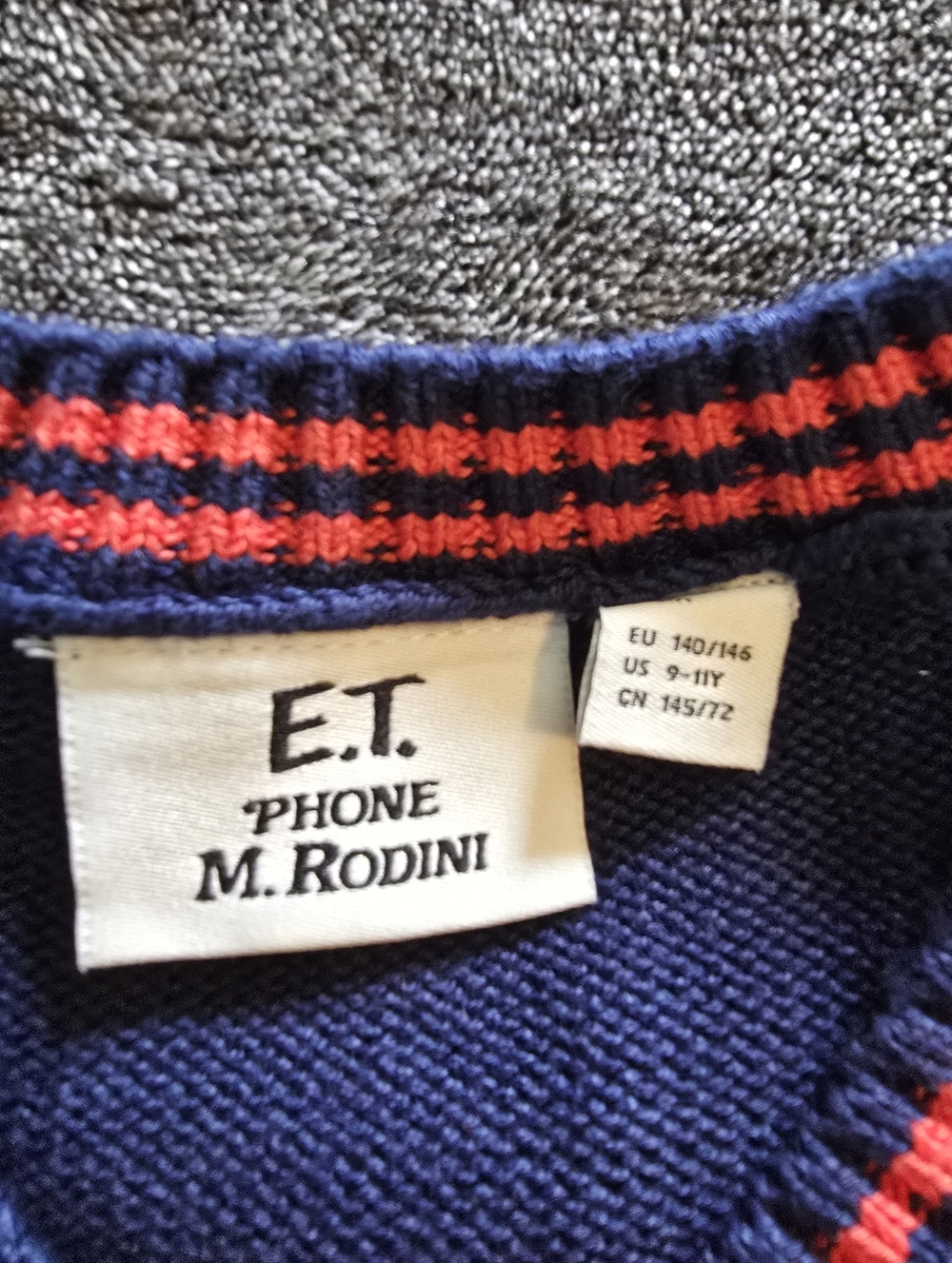 Mini Rodini E.T. Intarsia V-Neck Sweater - Picture 4 of 5
